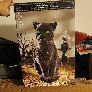 Ashland Flocked Cat with Illuminated Eyes